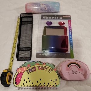 School/ organizational supplies